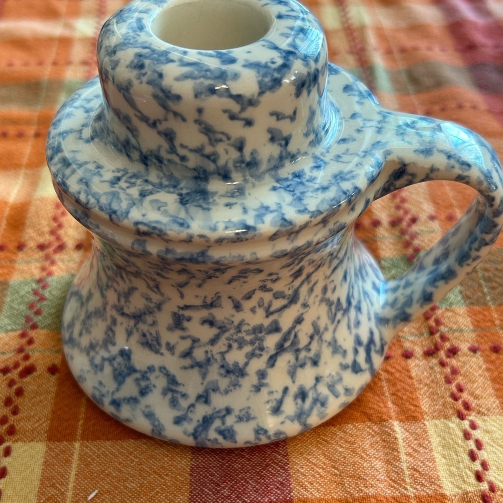 Country Blue And White Spongeware Candleholder With Handle Decor - Picture 3 of 6